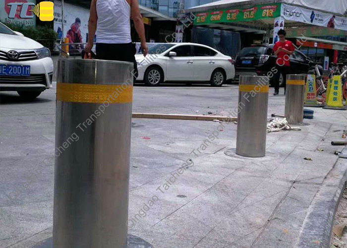 Hydraulic Main Gate Entrance Exit Bollards 360mm AC220V Electrostatic Spraying 3.5s Speed