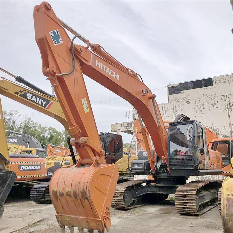 240 Excavator in Shanghai Good Condition Japan Original 24 Ton Earth-Moving Machinery
