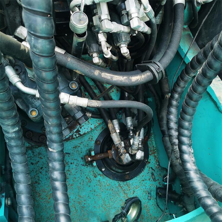 Hydraulic Pump Original Japan Used 13 Ton Kobelco SK130 SK 130 Excavator Ready to Work