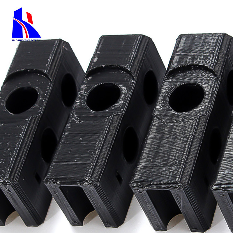 Customized PP HDPE Injection Molding Automotive Parts P20 RoHS Standard