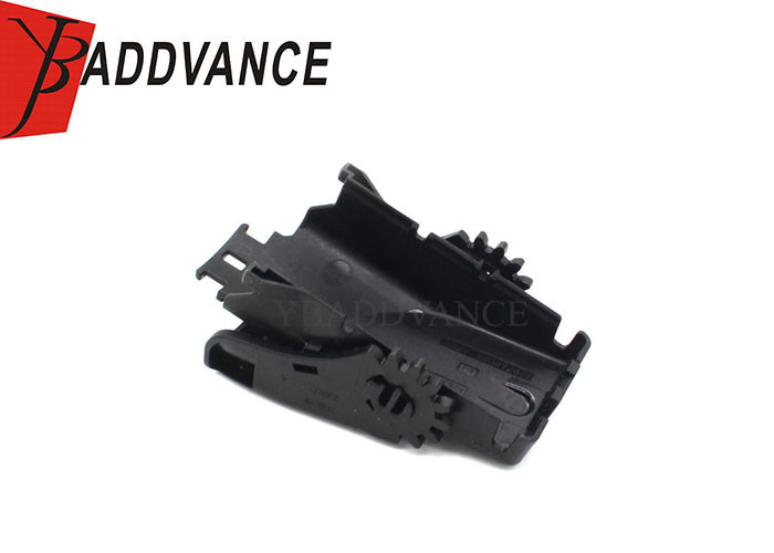 2208728-1 / 2208723-1 MCON Interconnection System Automotive Connector Covers Cable