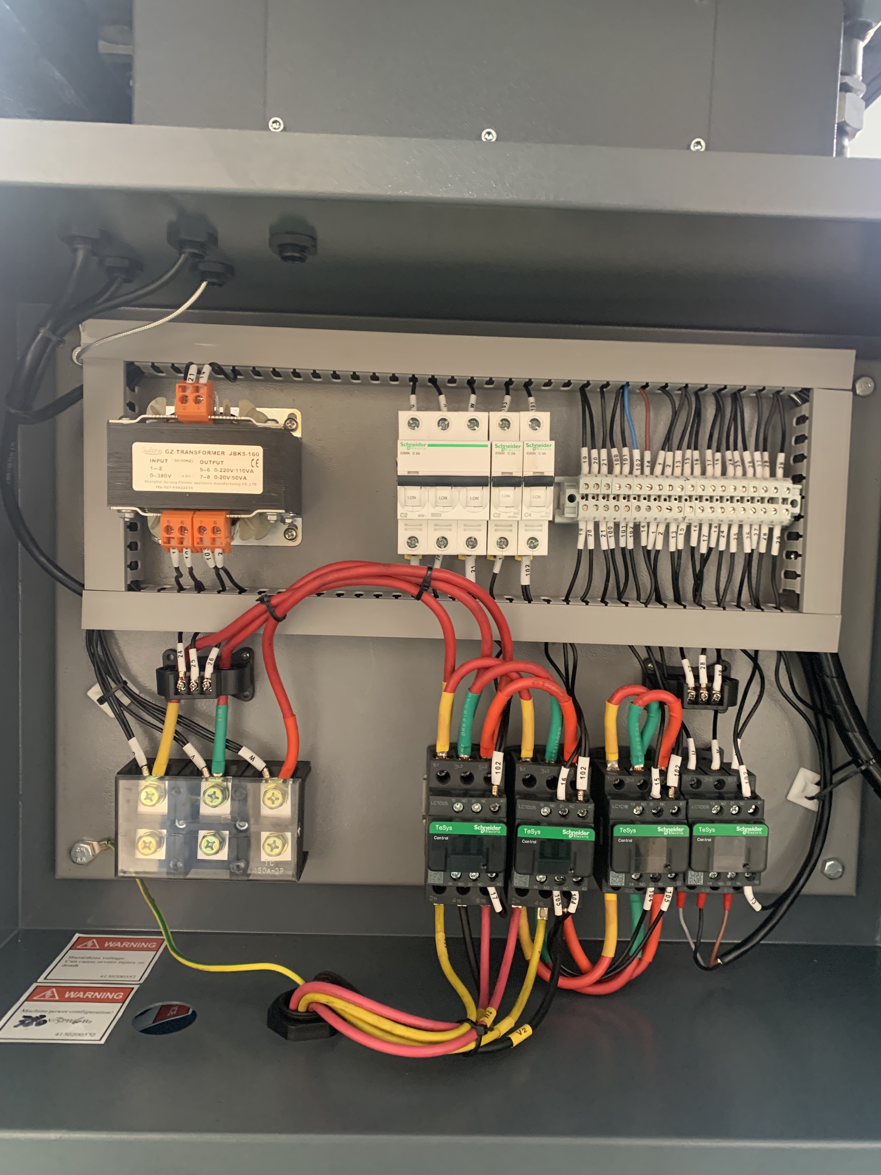 Efficiency LGFD-75KW Low Noise Screw Air Compressor Air Cooling