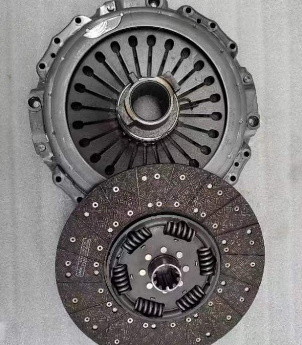 Replace/Repair Clutch Disc Kits Assembly for Shacman 1878002437 1878001080 1878001082