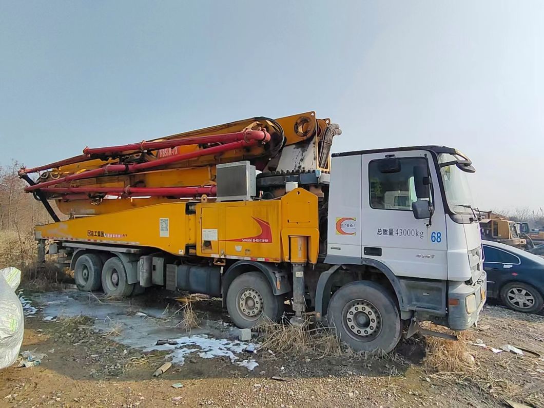 Used Concrete Pump Xg 53 Meters for Sale