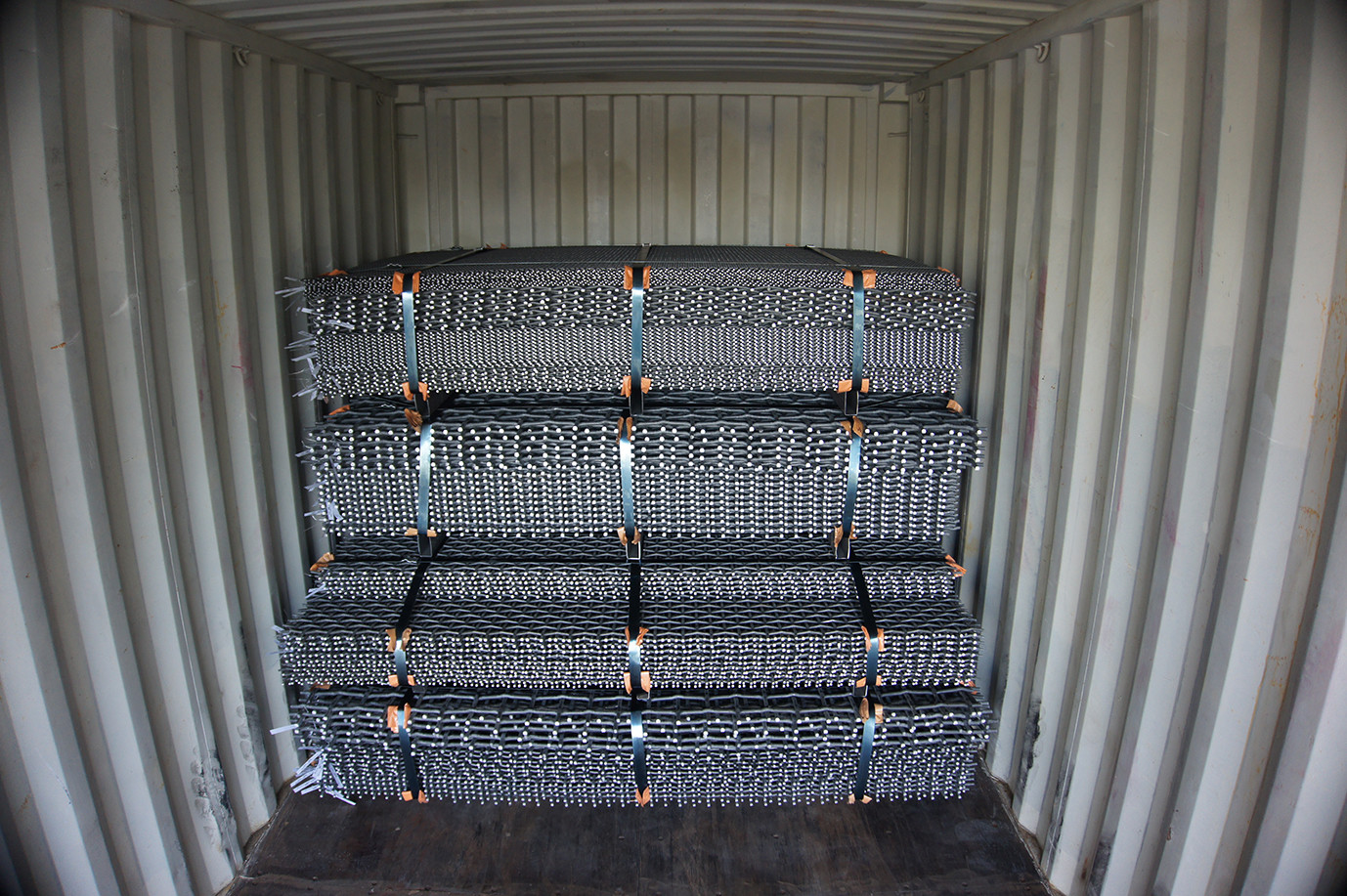 Hb180 Mining Woven Embedded Weaving Wire Mesh Vibrating Screen