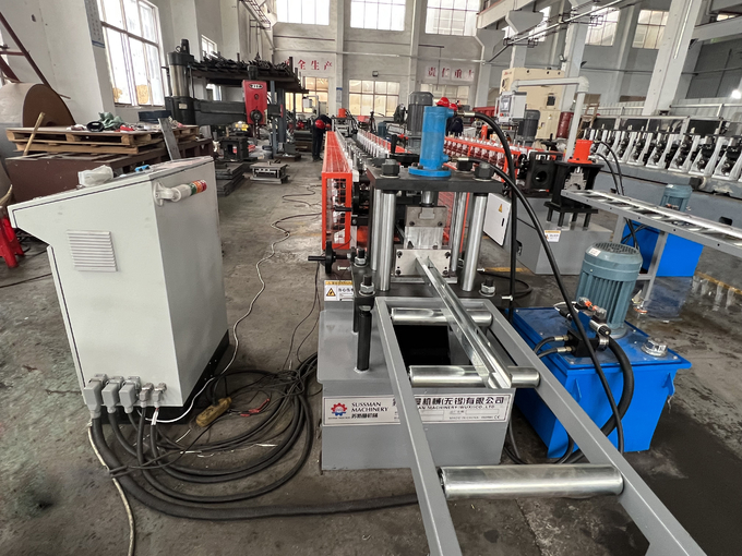 1.3 Mm-1.5 Mm Galvanized Steel Coils C profile Shutter Door Rail Roll Forming Machine With Notch 2