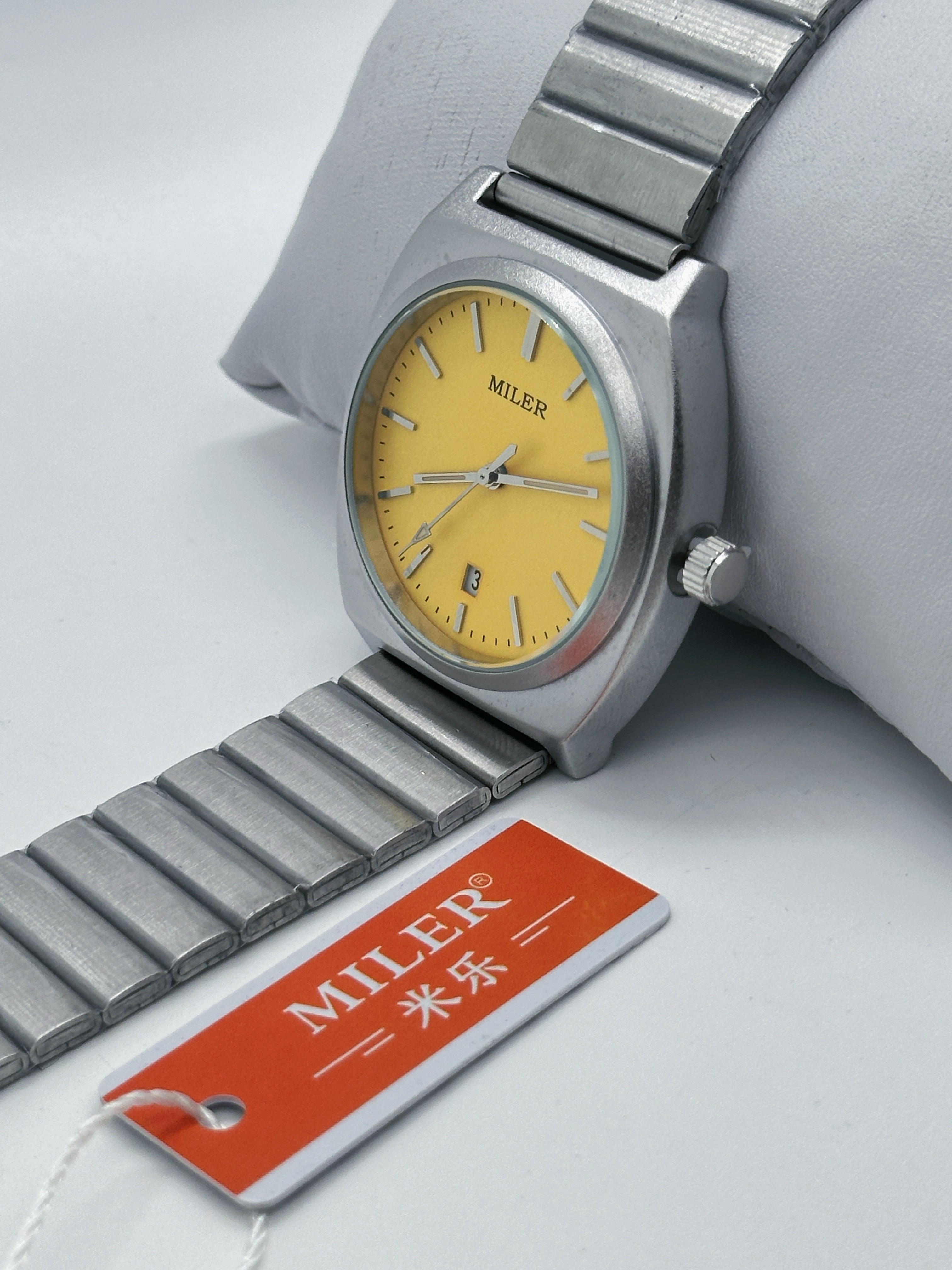 Classic Analog Stainless Steel Strap Watch Round Luminous Dial Mens Silver Strap Watch