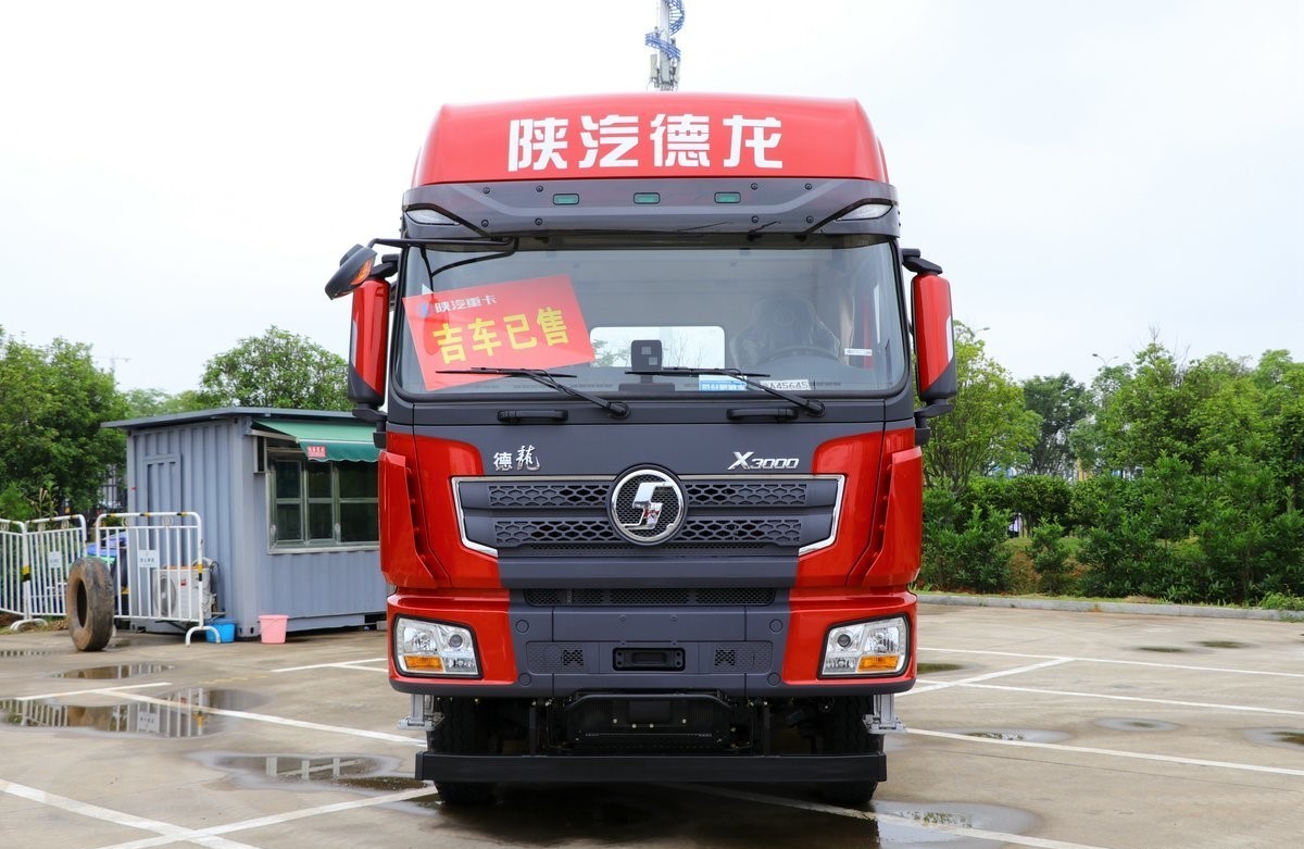 380HP Shacman X3000 Tractor Truck 6x4 4x2 Wheel with Air Suspension Driver's Seat