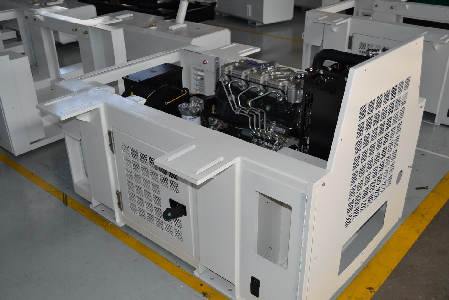 60A 400V Underslung Genset Generator For Reefer Containers 15kw