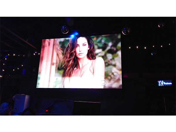 High Performance SMD P2 Led Video Wall IP30 Advertising Led Display Screen