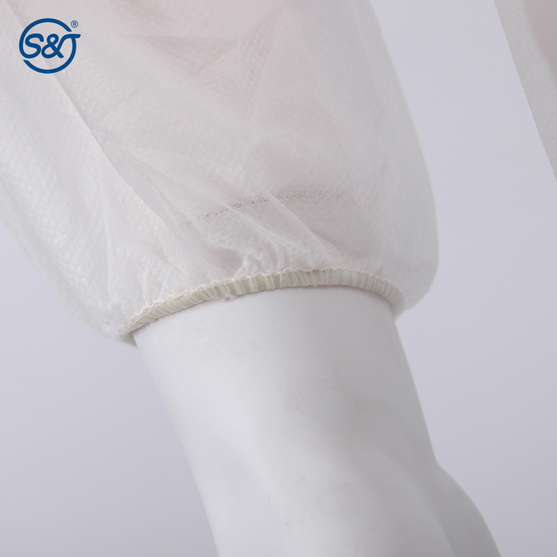 Disposable PP Coverall Single Layer Nonwoven Full Coverage Moderate Protection Low Cost Front Zipper with Hood