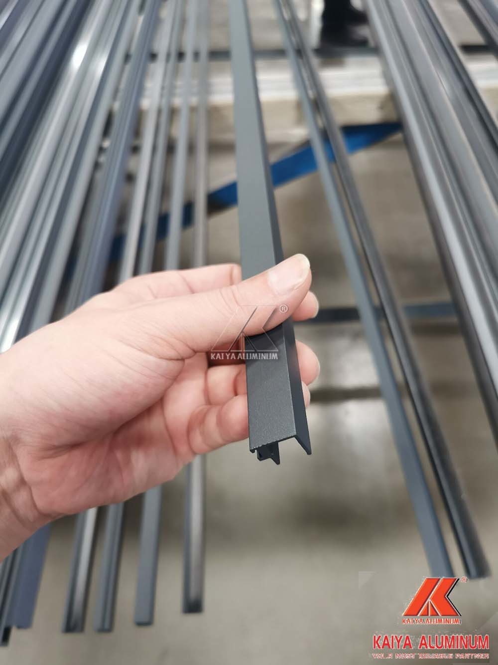 Building Material Extruded Aluminum Profiles For Doors Windows