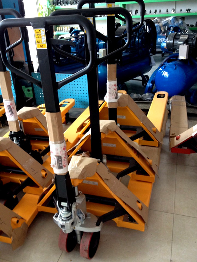 2 Ton 2.5 Ton Hand Pallet Jack , Hydraulic Pallet Truck PU Wheel CE Certificated