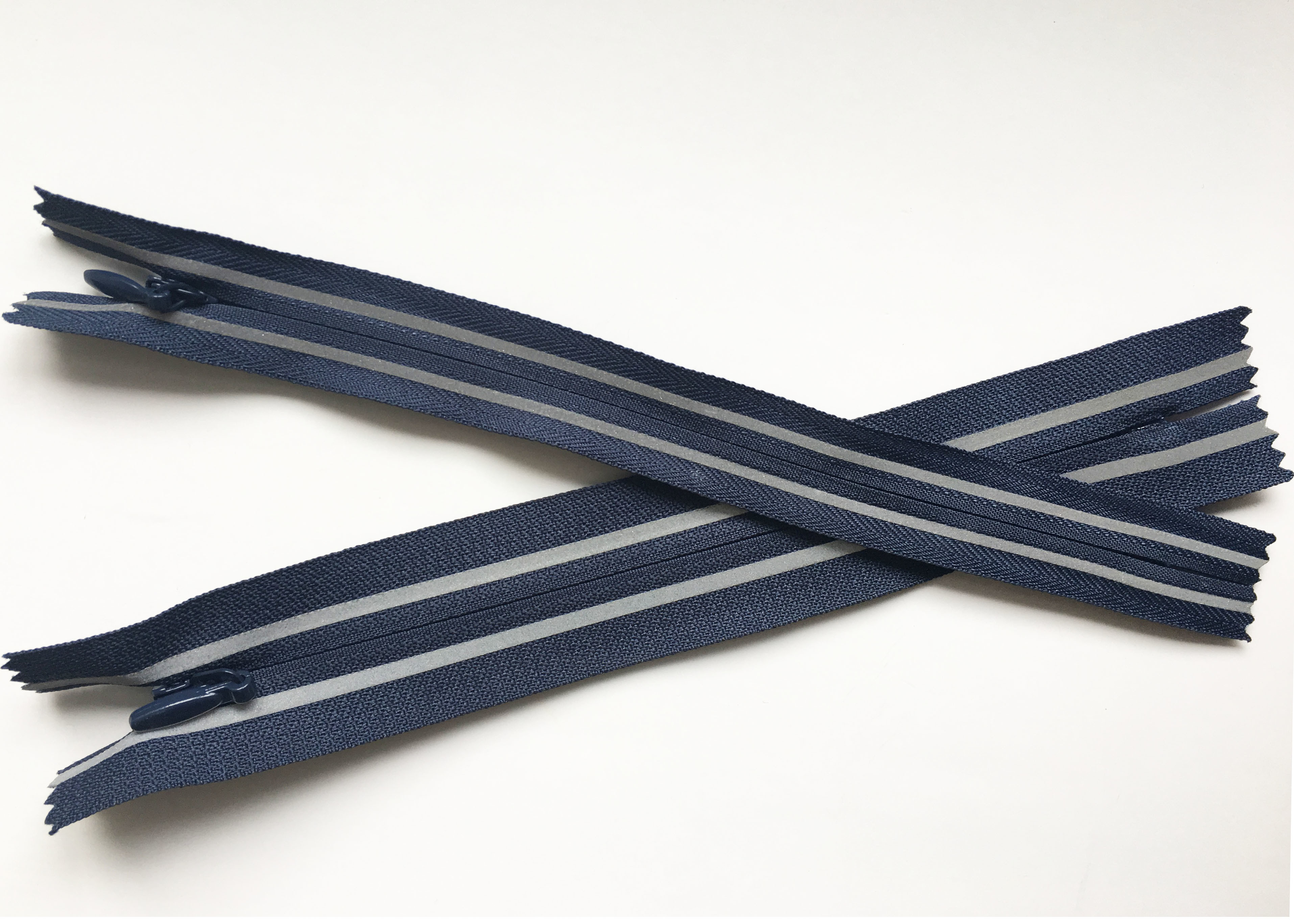 Reflective waterproof Sewing Notions Zippers separating zippers open end invisible Nylon zipper