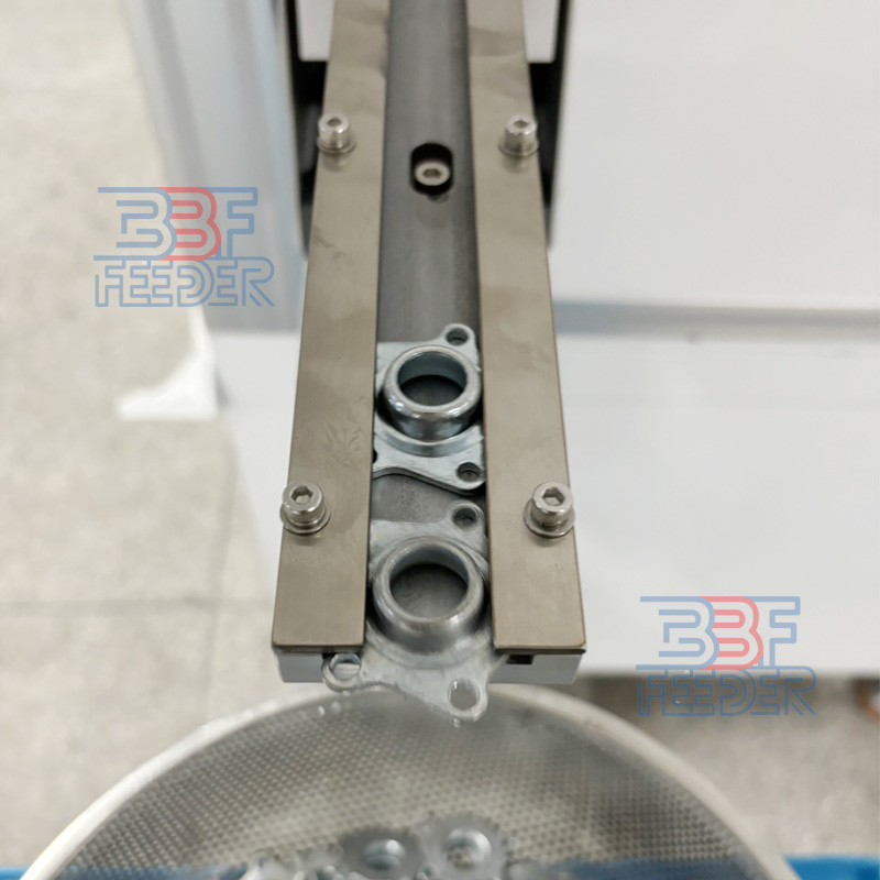 Soundproof Enclosure Electromagnetic Vibrator Feeder Metal Parts Vibrating Bowl Feeder