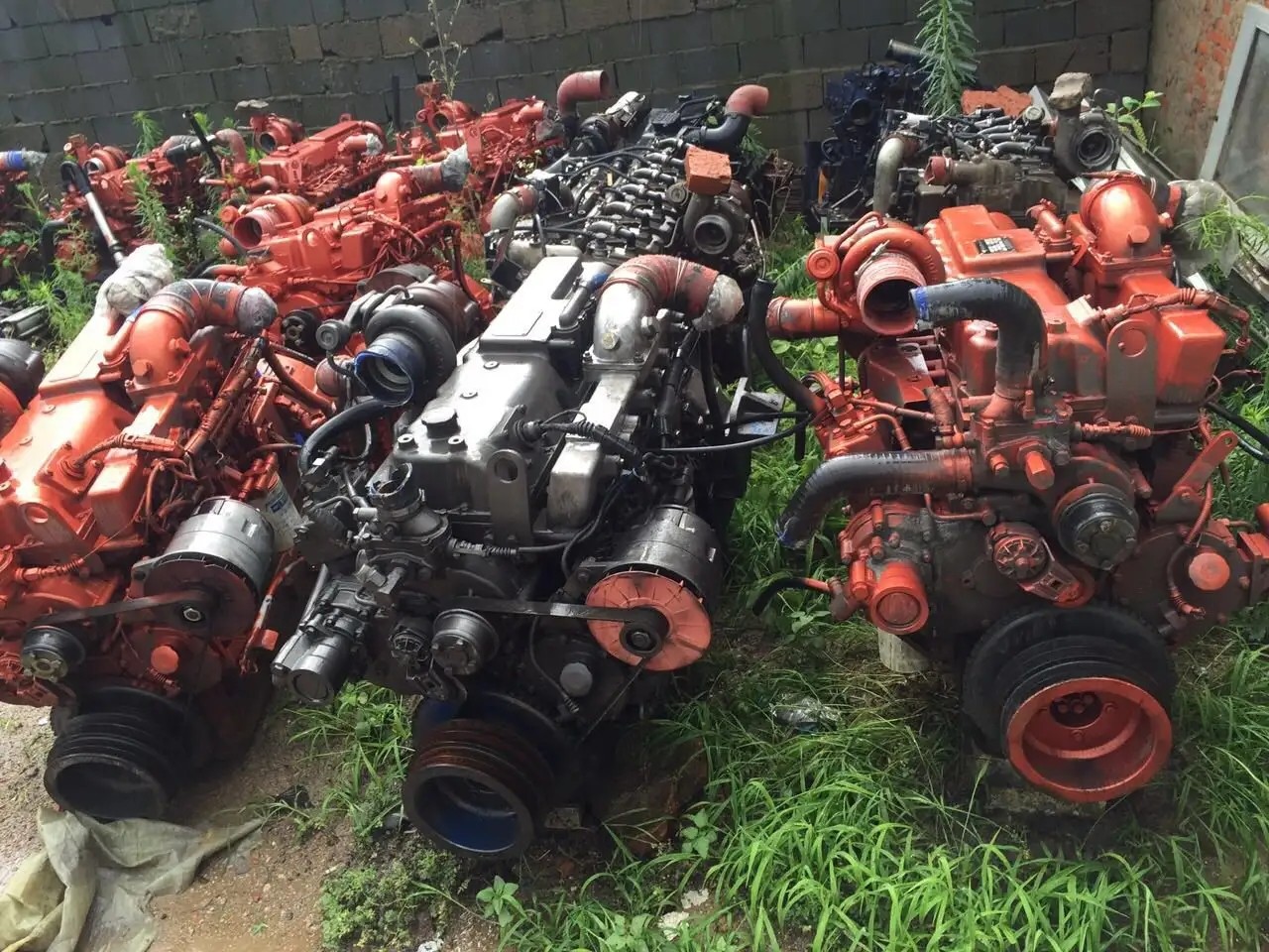 Reliable Bus Spare Parts Yutong Bus ZK6127H Yuchai Engine YC6L310-30 High Precision