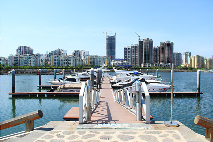 Durable Marine Aluminum Gangway For Floating Dock Standard Package