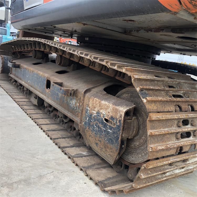 Original Hitachi ZX200-3 20 Ton Crawler Excavator For Imported Construction Machinery