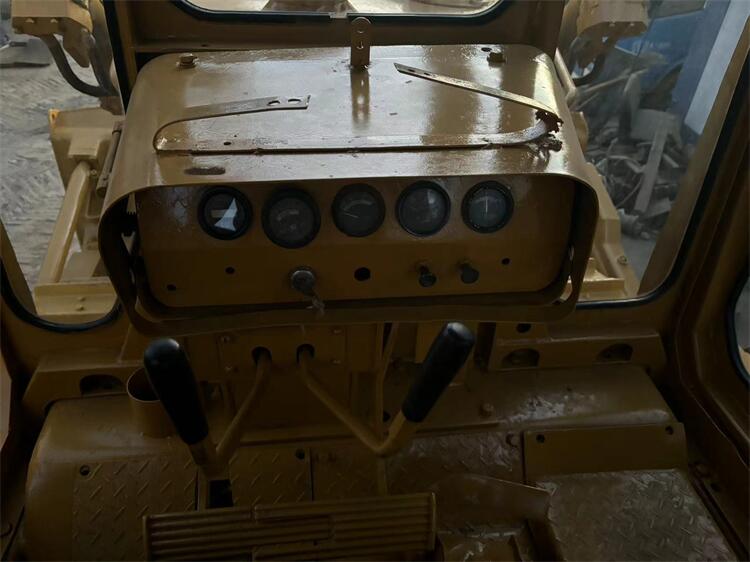 Japan Used CAT D7G Dozer/Cat D6H D6D D6G D7 D7G D7R D7H D8K Bulldozer with 2017 Year