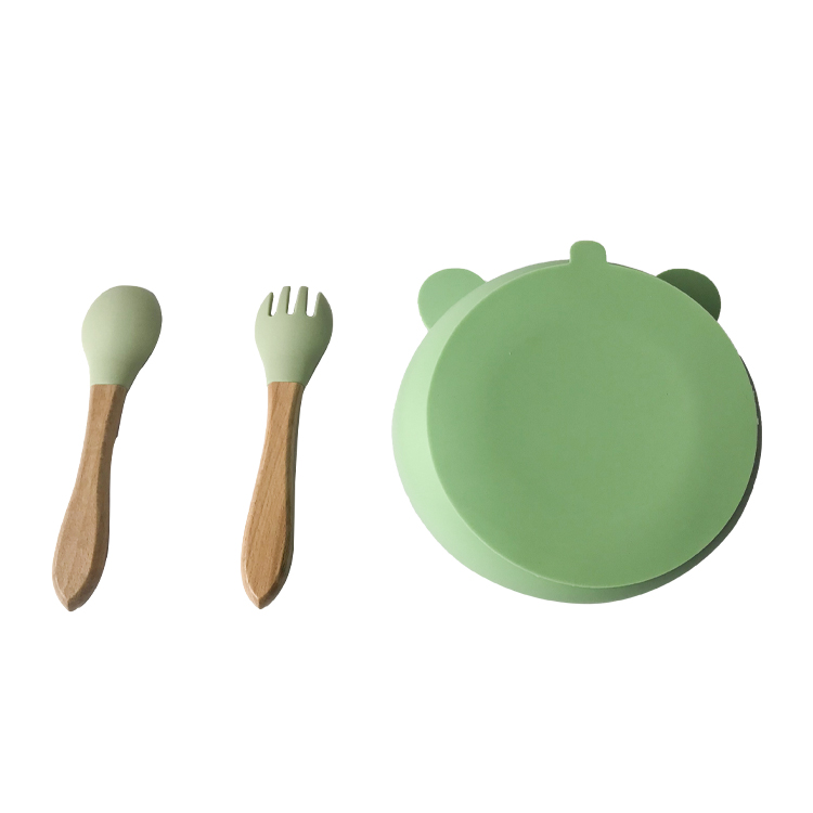ODM Silicone Baby Tray Bear Shape Feeding Suction Bowl And Spoon Microwave Safe
