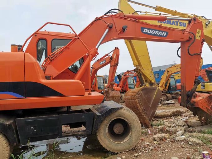 Korea Grab 15T DH150W-7 Doosan Wheel Excavator