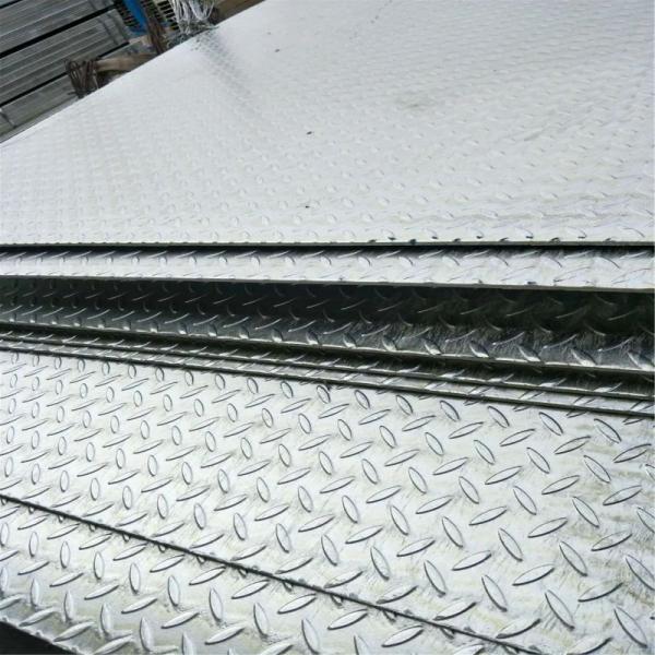 Building and Construction A36 Q235 Galvanized Checkered Plate 2mm 3mm 4mm Customized Galvanized Checkered Plate