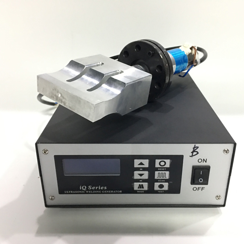 28khz/300W Fabric Handheld Ultrasonic Welder for Plastic welding machine