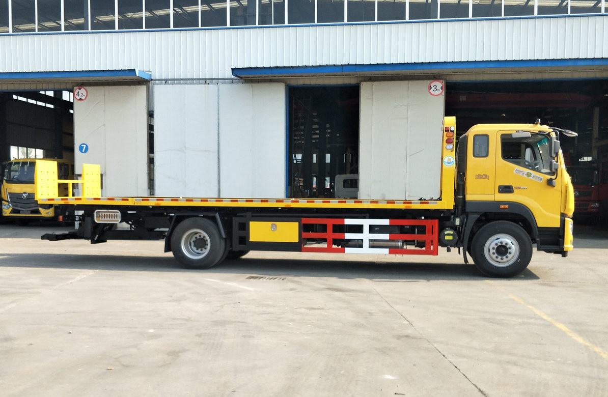 7 Ton Wrecker Truck Foton Cummins Engine 210hp Flat Bed 4*2 Drive Mode 10.5 Meters Long