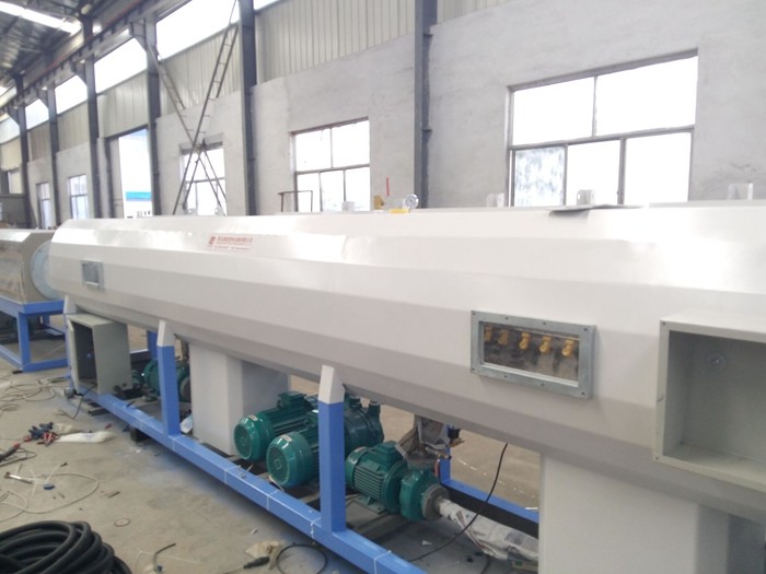 PLC Control Single Screw Extruder , PE HDPE LDPE Pipe Extrusion Machine