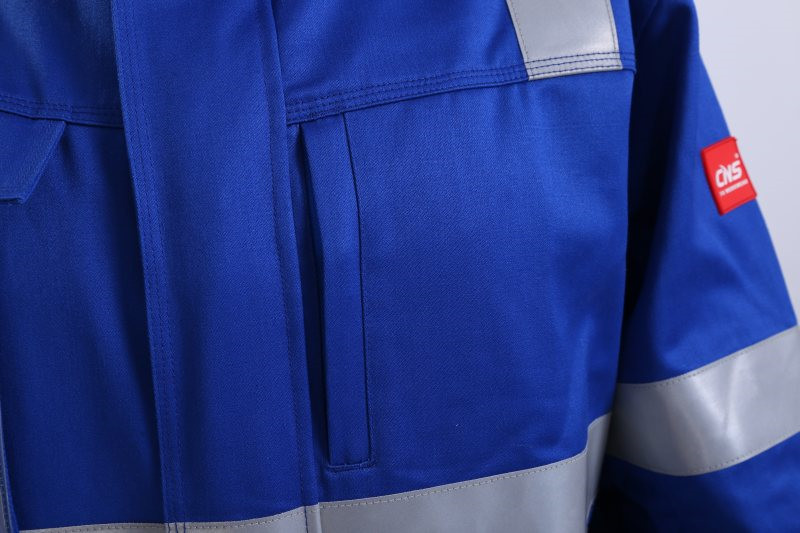 Anti- Liquid Chemical Protective Clothing , FR Chemical Resistant Coveralls