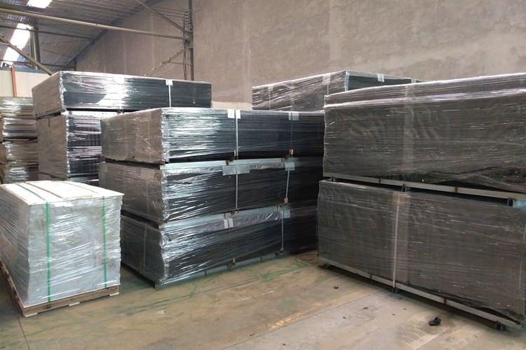 358 security wire fence panels powder coated orange & black mesh 76.20mm x 12.70mm with 4 v fold