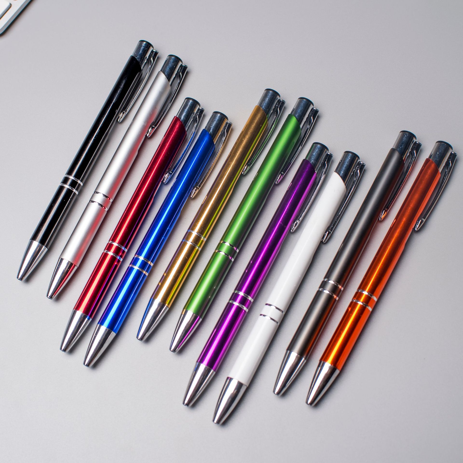 Customization Logo Plastic Office And School Supplies Colorful Metal Ballpoint Pen