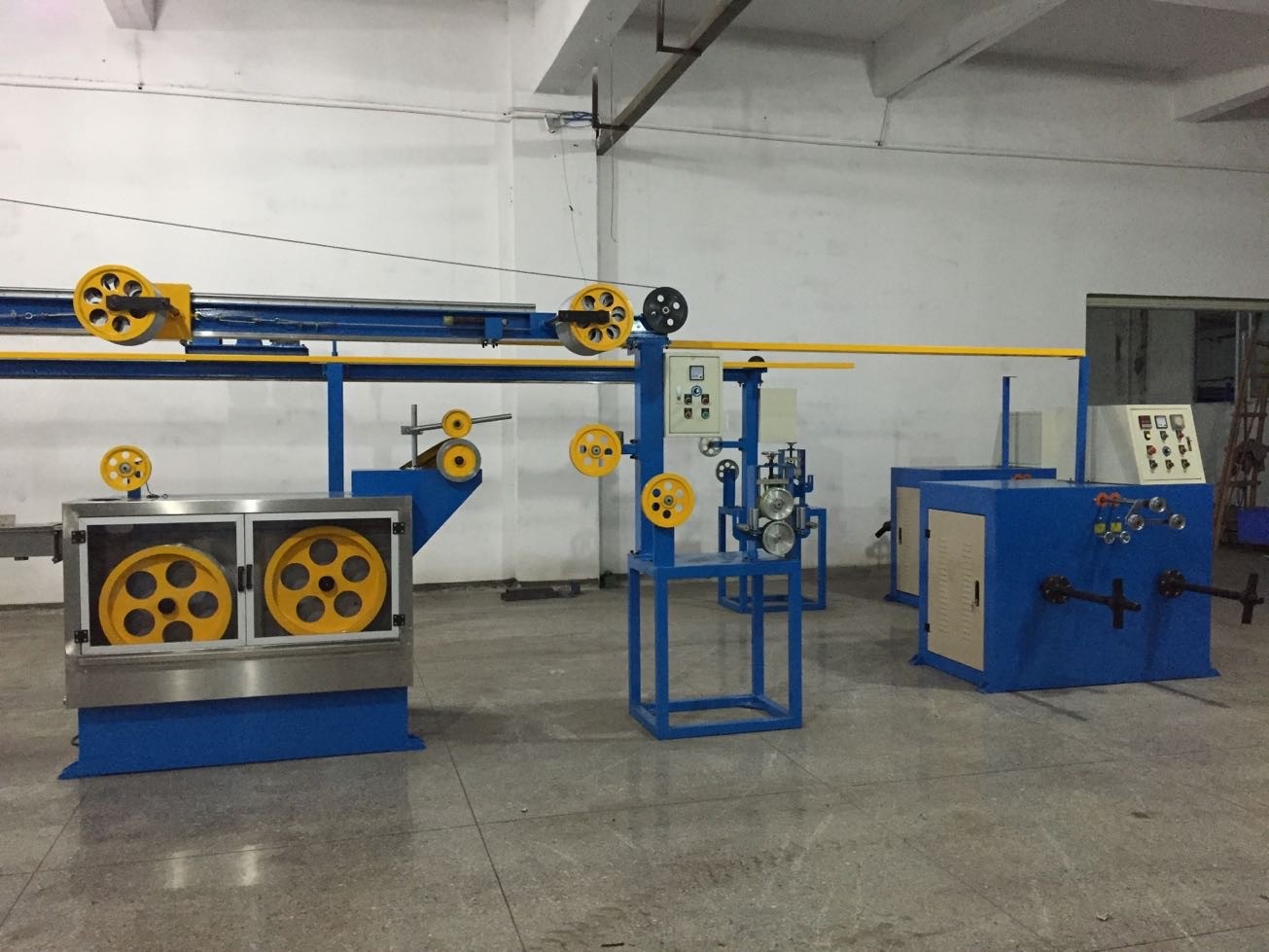 70 Extruder Machine Cable 1.5 / 2.5 Wire Cable Extrusion Lines