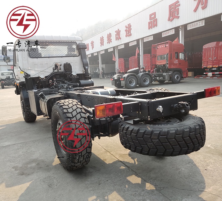 RHD 4x4 Chassis 190HP Diesel Engine Off Road Truck Euro 3 Emission Standard ABS None