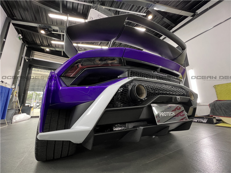 Dry Carbon Fiber Carbon Fiber Body Kit for Lamborghini Huracan STO Huracan STO Upgrades OEM-style Front Shovel Diffuser Body Kit