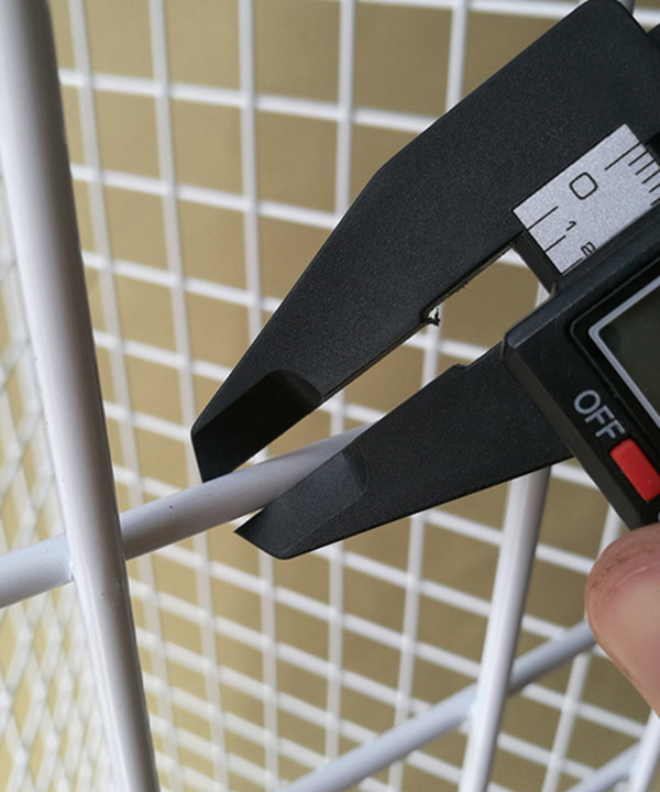 Three Sided L650mm H1828mm Sports Equipment Storage Rack With Casters