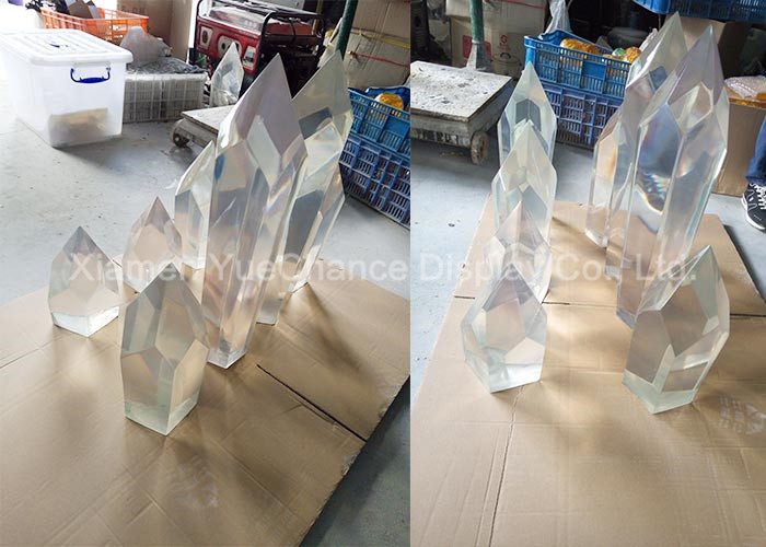 Clear Artificial Resin Crystal Statues , Transparent Christmas Decorations Good Looking
