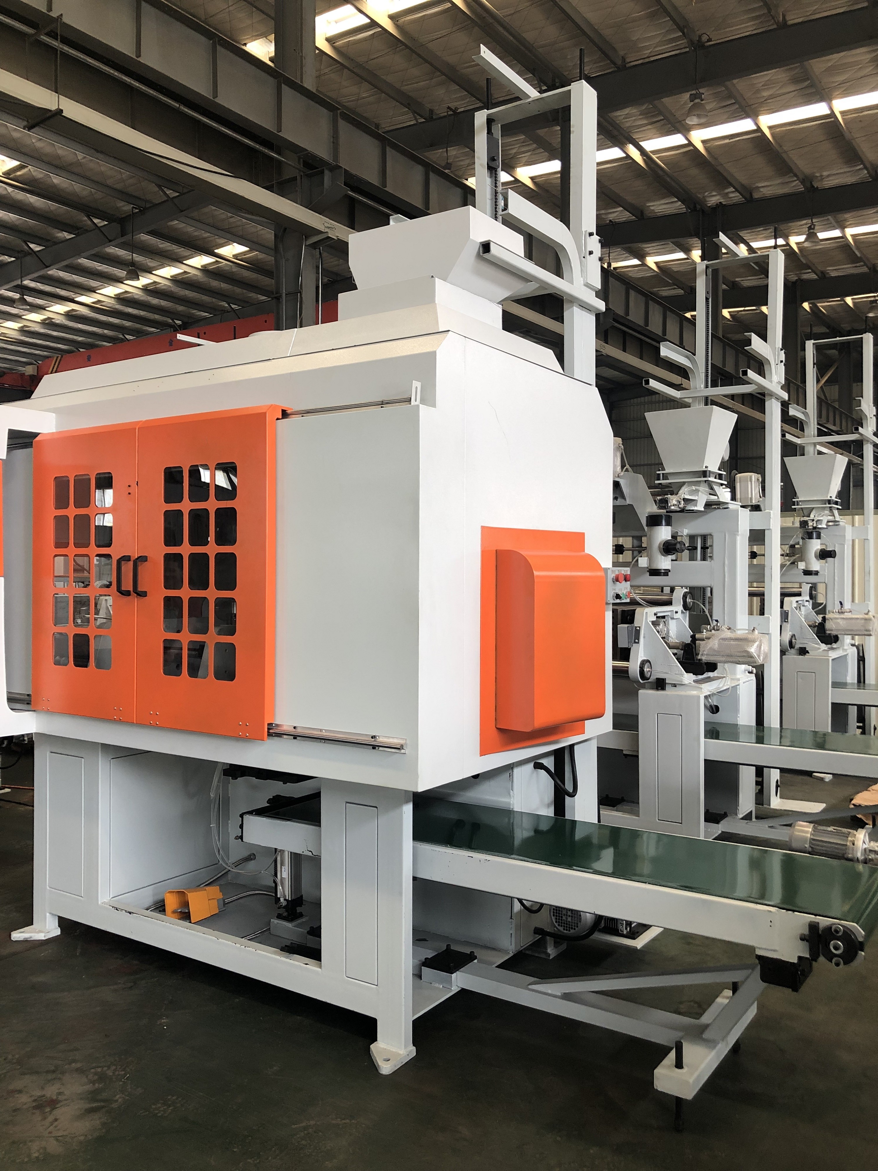 High Efficiency Sand Core Shooting Machine For Casting Sand Brass Fittings