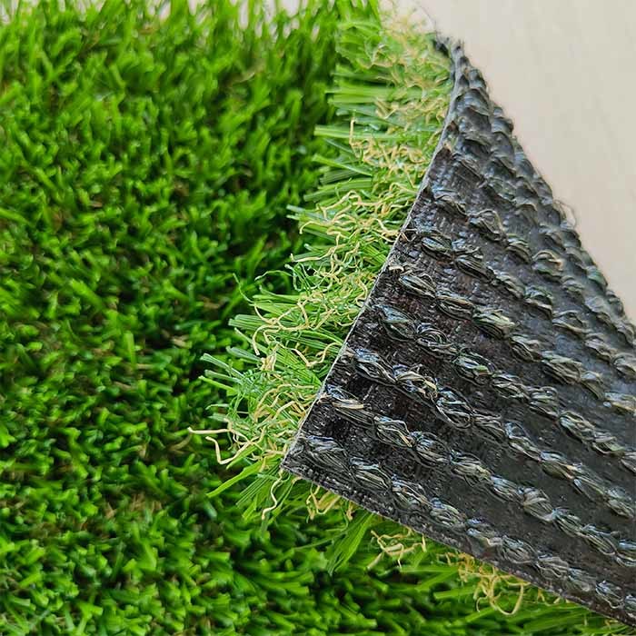 Green Artificial Landscape Grass With Low Maintenance Cost And High Density Of 10500-21000 Stitches/Sqm
