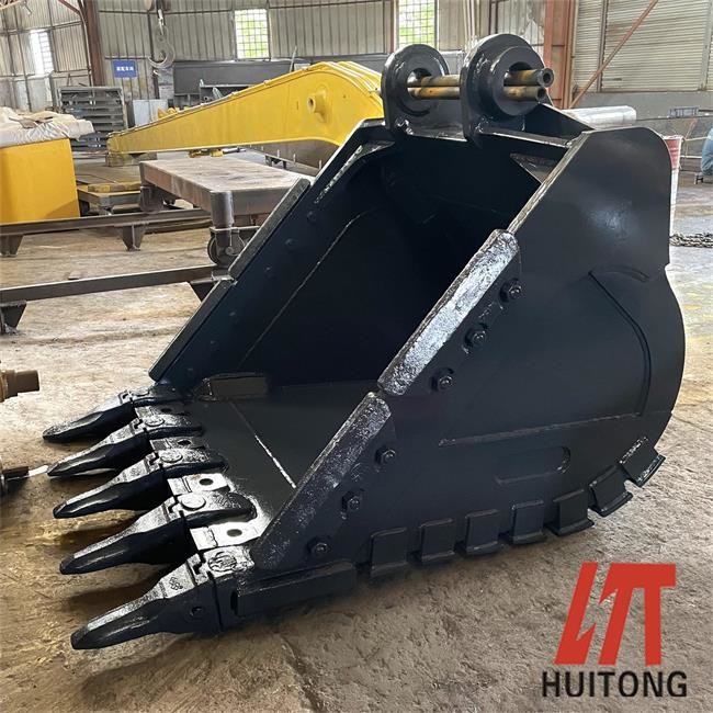 NM400 Material Excavator Rock Bucket Large Capacity 1.6cbm