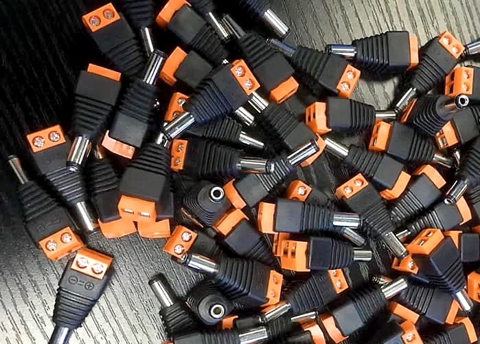 Solar System CCTV Cable Accessories RG59 2.1mm Male Power Plug With Screw Terminals