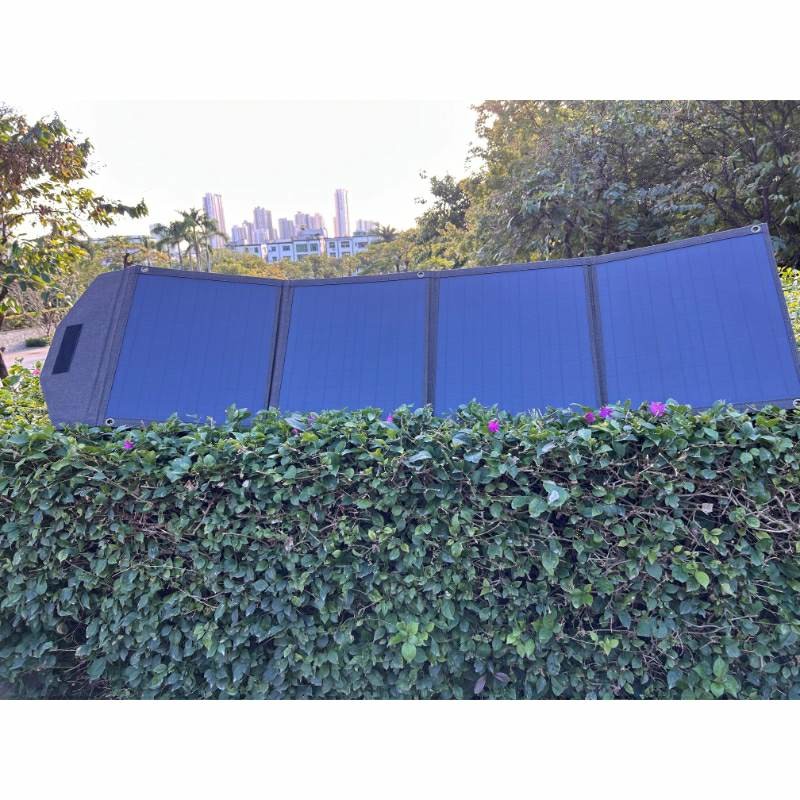 22% Solar Panel Efficiency Solar Folding Bag with PWM Controller and Unfolded Size 1586*400*3 Mm