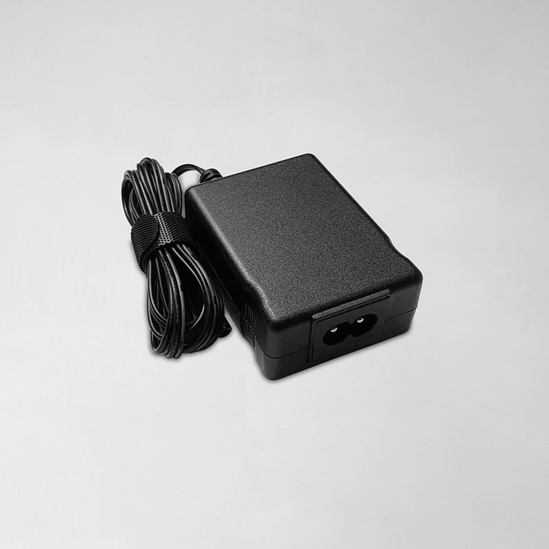 24V 0.75A Desktop Power Adapter 18W Universal Ac Dc Power Adapter