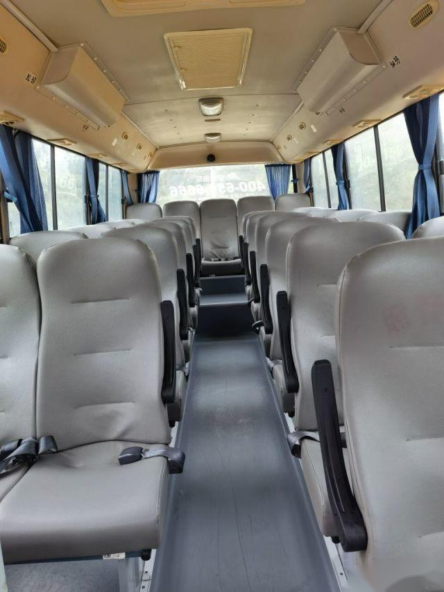 Used Yutong Bus 29 Seats Tour Bus Steel Chassis Front Engine Euro III Left Steering