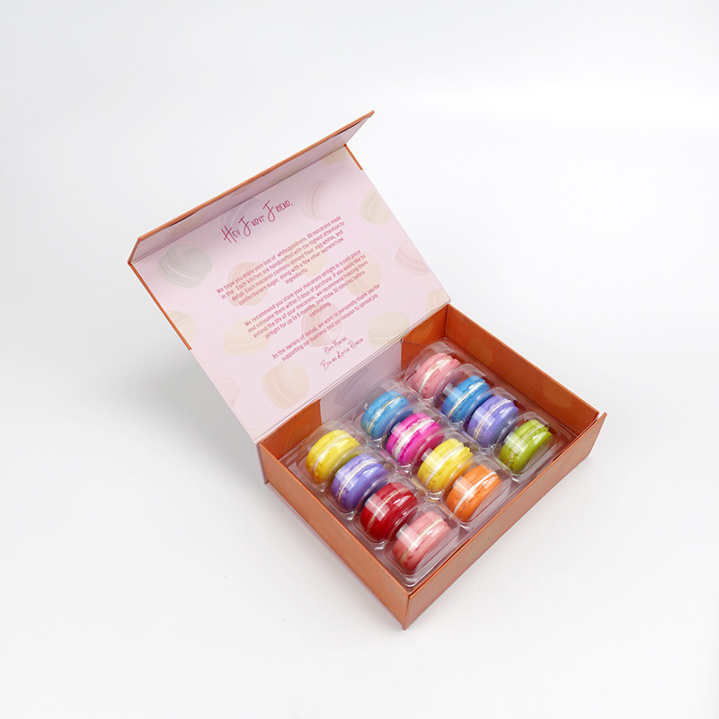 Cardboard Chocolate Packaging Boxes Varnishing 2mm Paperboard With Clear Window