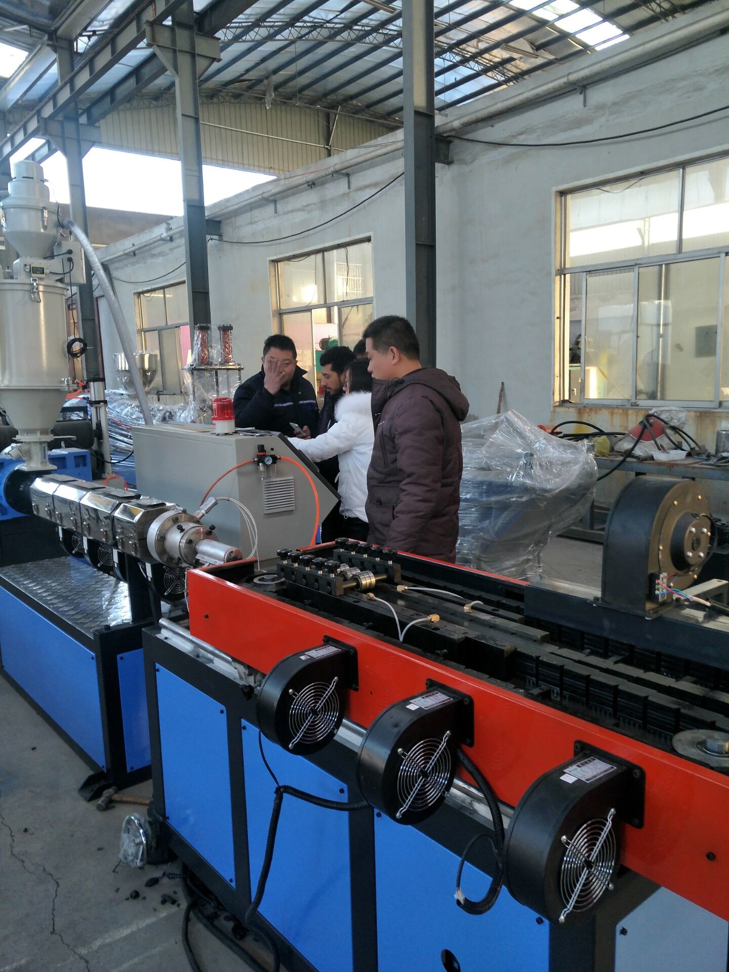 PE Single Wall Corrugated Pipe Extrusion Production Line , PE Plastic Corrugated Pipe Making Machine