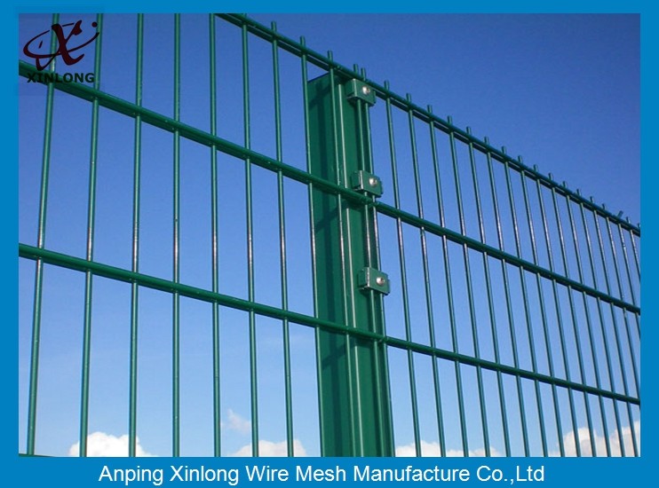 6/5/6mm 8/6/8mm Double Wire Fence Convenient Installation for High Security Fence