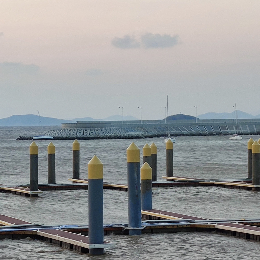 Customized Aluminum Alloy Floating Finger Pontoon Marina Dock Bridge Floating Walkway