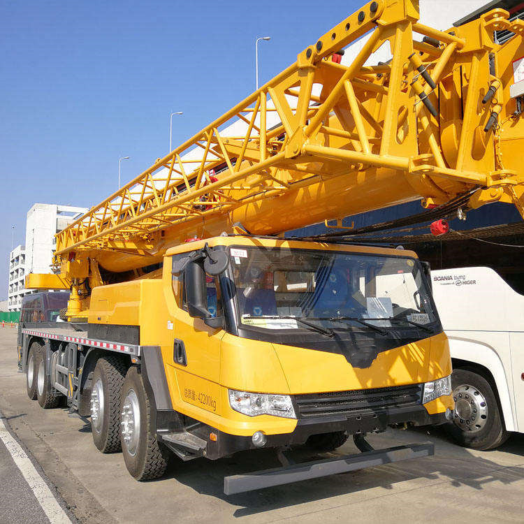 50 Ton P H QY50KA Used Truck Crane in Good Condition and Max. Lifting Height of 58.1m
