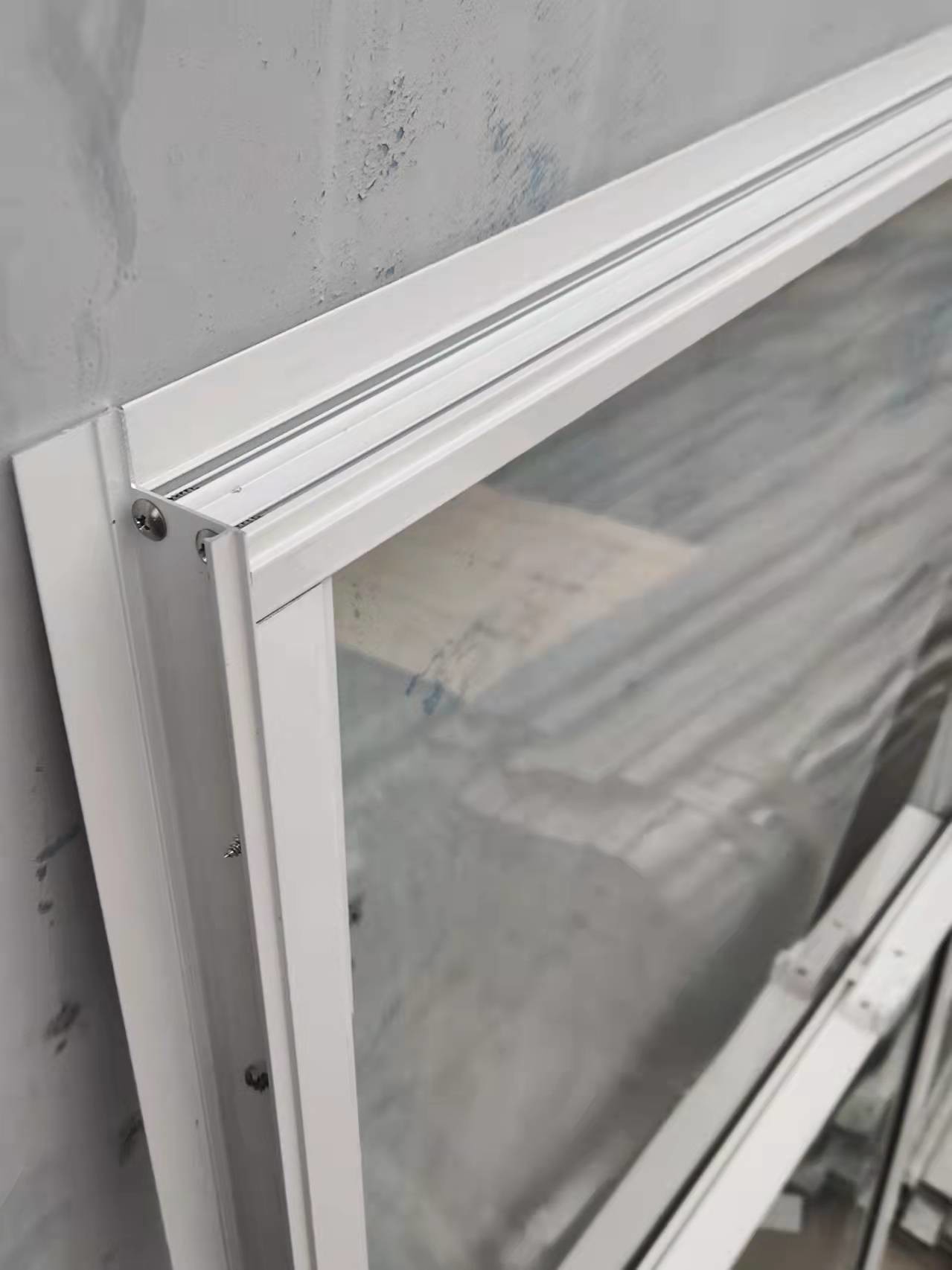 Customized Slim Sliding Window Glass Clean Hung Aluminium Roof Window
